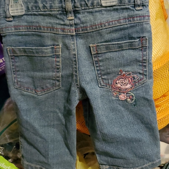 Caprees - Picture 2 of 2